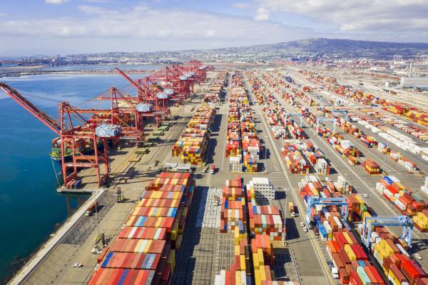 Streamlined Logistics Success: Achieving Cost Savings and Reliability for a Global Alloy Leader with Drayage Options